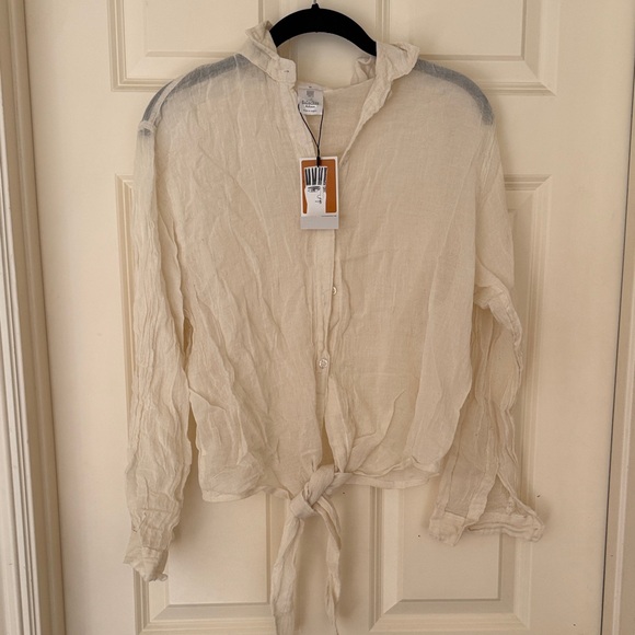 Elegant Cream Button-Down Shirt - Picture 1 of 1